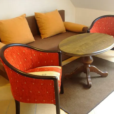 Farm stay Folwark Bytowo Stara Mleczarnia *